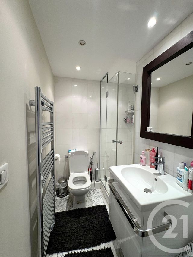 Appartement F3 &agrave; vendre - 3 pi&egrave;ces - 66 m2 - Cannes - 06 - PROVENCE-ALPES-COTE-D-AZUR