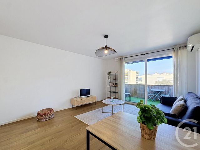 Appartement F2 &agrave; vendre - 2 pi&egrave;ces - 49 m2 - Cannes - 06 - PROVENCE-ALPES-COTE-D-AZUR