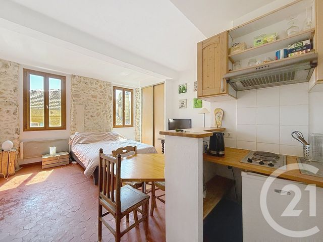 Appartement F1 &agrave; louer - 1 pi&egrave;ce - 21,48 m2 - Valbonne - 06 - PROVENCE-ALPES-COTE-D-AZUR