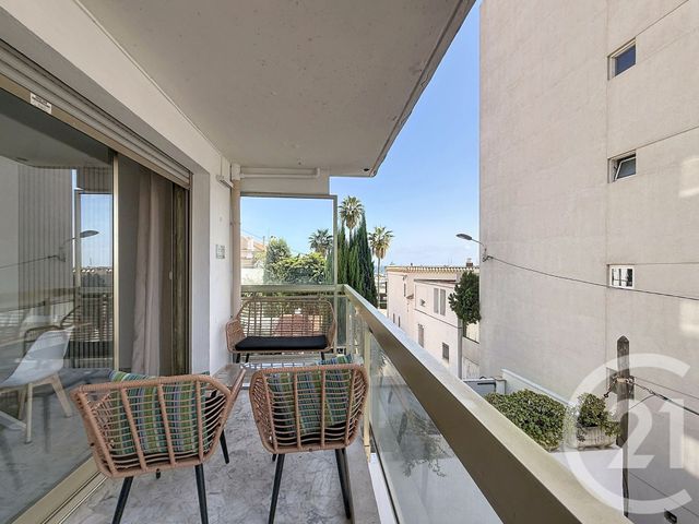 Appartement F3 &agrave; louer - 3 pi&egrave;ces - 55 m2 - Cannes - 06 - PROVENCE-ALPES-COTE-D-AZUR