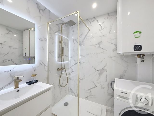 Appartement F3 &agrave; louer - 3 pi&egrave;ces - 55 m2 - Cannes - 06 - PROVENCE-ALPES-COTE-D-AZUR