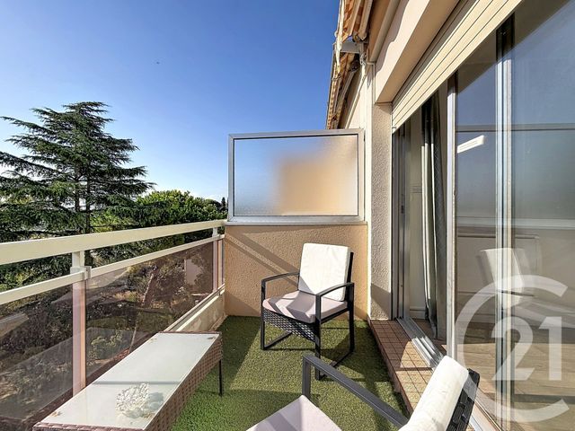 Appartement F2 &agrave; louer - 2 pi&egrave;ces - 52,60 m2 - Antibes - 06 - PROVENCE-ALPES-COTE-D-AZUR