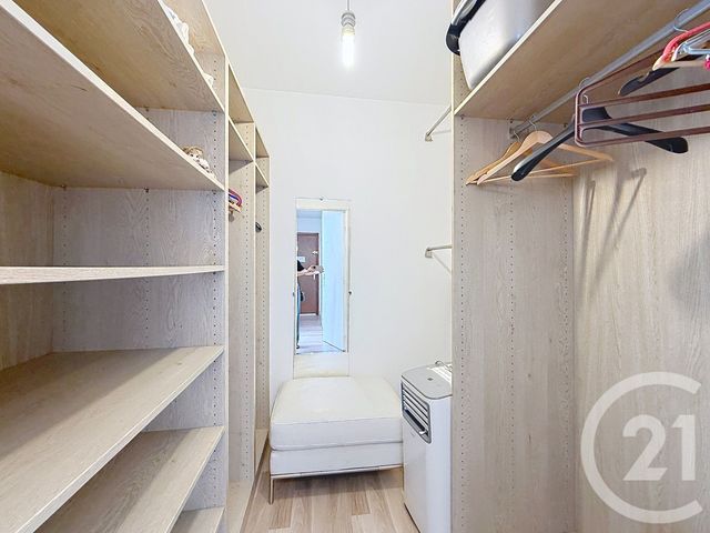 Appartement F2 &agrave; louer - 2 pi&egrave;ces - 52,60 m2 - Antibes - 06 - PROVENCE-ALPES-COTE-D-AZUR