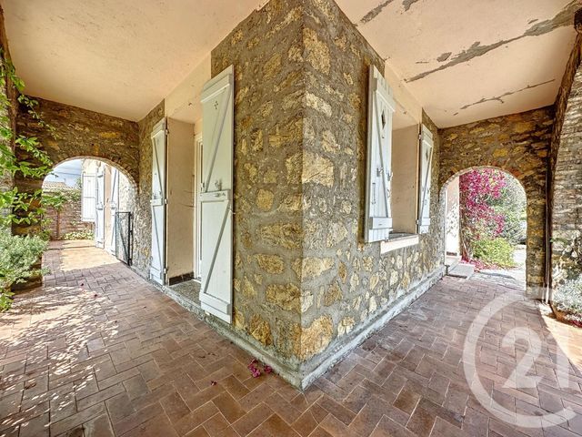 Appartement F1 &agrave; louer - 1 pi&egrave;ce - 56,55 m2 - Mougins - 06 - PROVENCE-ALPES-COTE-D-AZUR