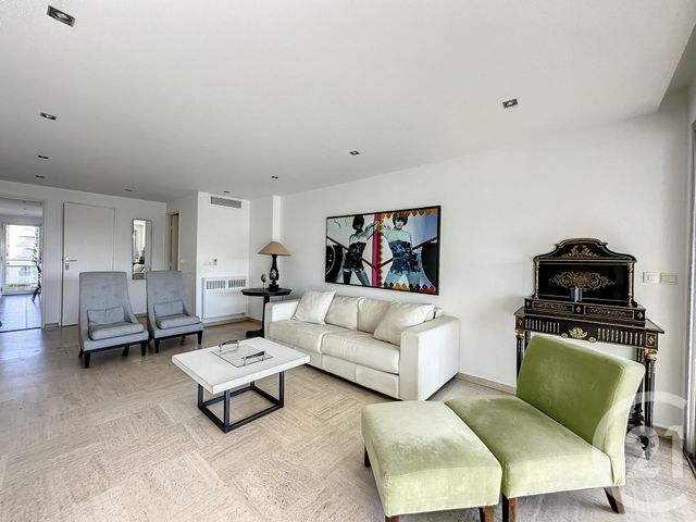 Appartement F3 &agrave; louer - 3 pi&egrave;ces - 83,93 m2 - Cannes - 06 - PROVENCE-ALPES-COTE-D-AZUR