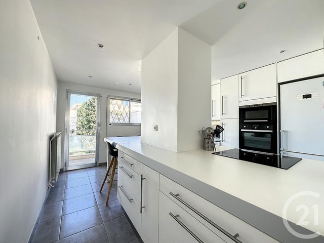 Appartement F3 &agrave; louer - 3 pi&egrave;ces - 83,93 m2 - Cannes - 06 - PROVENCE-ALPES-COTE-D-AZUR