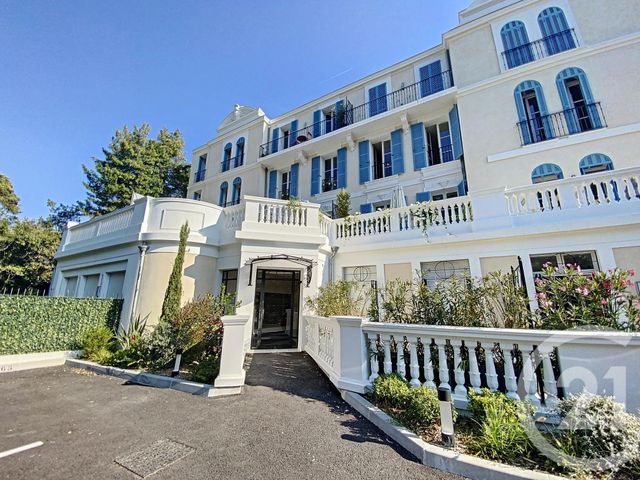 Appartement F2 &agrave; louer - 2 pi&egrave;ces - 42 m2 - Cannes - 06 - PROVENCE-ALPES-COTE-D-AZUR