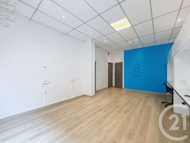 Local commercial à louer - 63.0 m2 - 06 - Alpes-Maritimes
