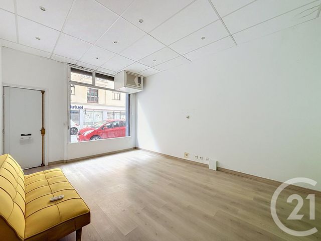 Local commercial à louer - 63.0 m2 - 06 - Alpes-Maritimes
