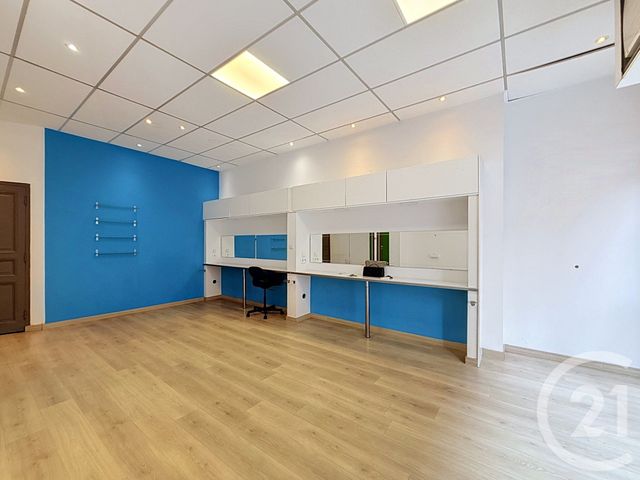 Local commercial à louer - 63.0 m2 - 06 - Alpes-Maritimes