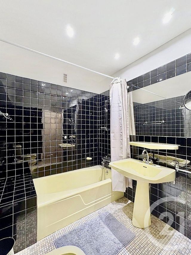 Appartement F3 &agrave; vendre - 3 pi&egrave;ces - 103 m2 - Cannes - 06 - PROVENCE-ALPES-COTE-D-AZUR