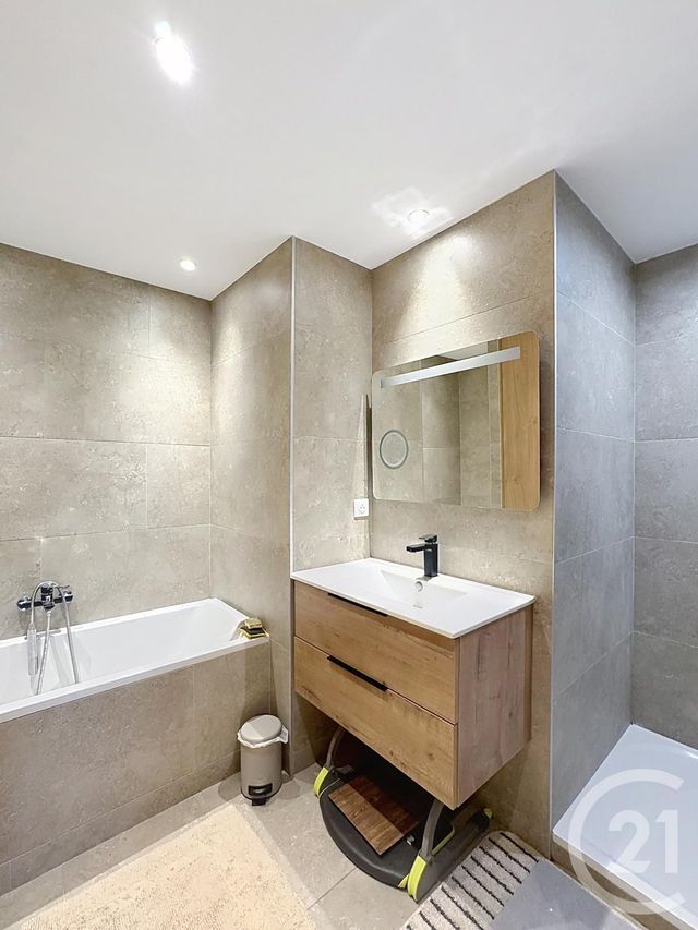 Appartement F3 &agrave; vendre - 3 pi&egrave;ces - 80 m2 - Cannes - 06 - PROVENCE-ALPES-COTE-D-AZUR