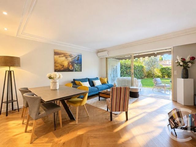 Appartement F3 &agrave; vendre - 3 pi&egrave;ces - 80 m2 - Cannes - 06 - PROVENCE-ALPES-COTE-D-AZUR