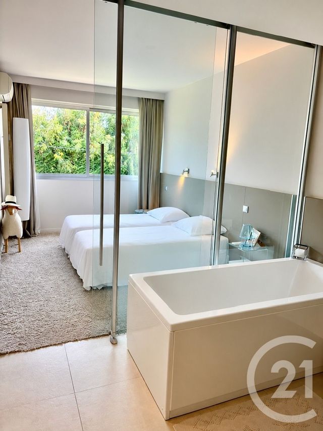 Appartement F3 &agrave; vendre - 3 pi&egrave;ces - 90 m2 - Vallauris - 06 - PROVENCE-ALPES-COTE-D-AZUR