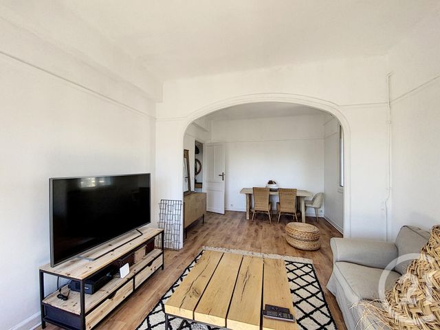 Appartement F2 &agrave; louer - 2 pi&egrave;ces - 54,94 m2 - Cannes - 06 - PROVENCE-ALPES-COTE-D-AZUR