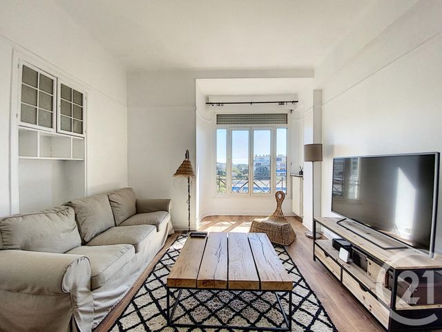 Appartement F2 &agrave; louer - 2 pi&egrave;ces - 54,94 m2 - Cannes - 06 - PROVENCE-ALPES-COTE-D-AZUR