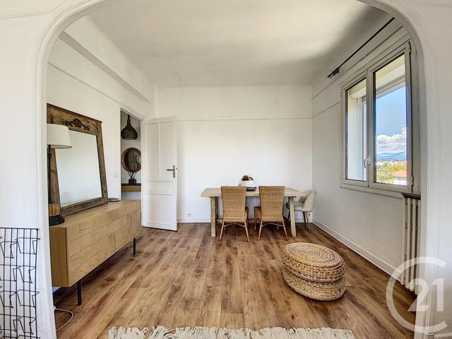 Appartement F2 &agrave; louer - 2 pi&egrave;ces - 54,94 m2 - Cannes - 06 - PROVENCE-ALPES-COTE-D-AZUR