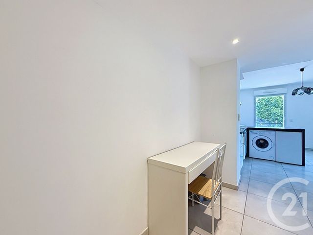 Appartement F1 &agrave; louer - 1 pi&egrave;ce - 27,26 m2 - Cannes - 06 - PROVENCE-ALPES-COTE-D-AZUR