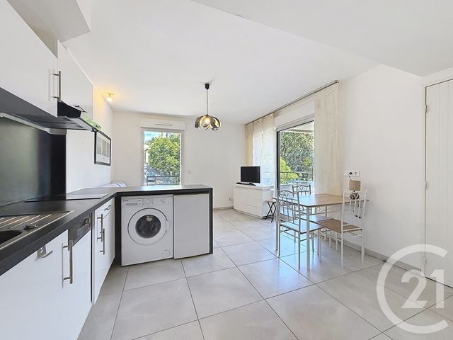 Appartement F1 &agrave; louer - 1 pi&egrave;ce - 27,26 m2 - Cannes - 06 - PROVENCE-ALPES-COTE-D-AZUR