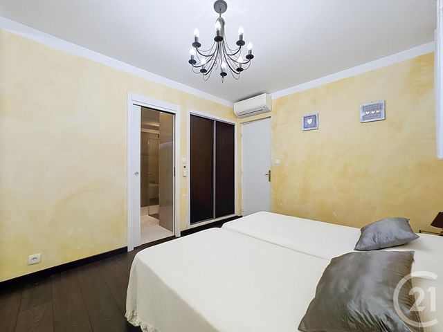 Appartement F4 &agrave; vendre - 4 pi&egrave;ces - 93,21 m2 - Cannes - 06 - PROVENCE-ALPES-COTE-D-AZUR
