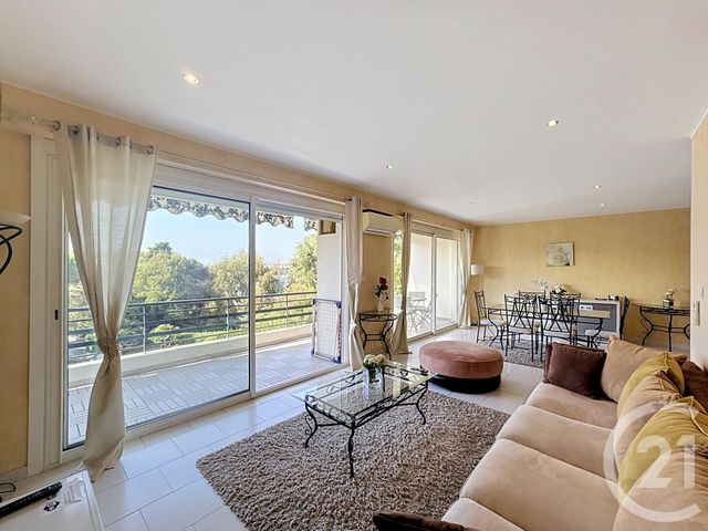 Appartement F4 &agrave; vendre - 4 pi&egrave;ces - 93,21 m2 - Cannes - 06 - PROVENCE-ALPES-COTE-D-AZUR