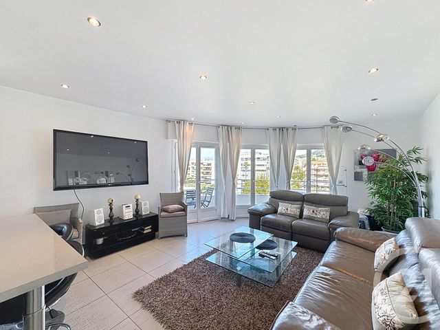 Appartement F3 &agrave; vendre - 3 pi&egrave;ces - 75,60 m2 - Cannes - 06 - PROVENCE-ALPES-COTE-D-AZUR
