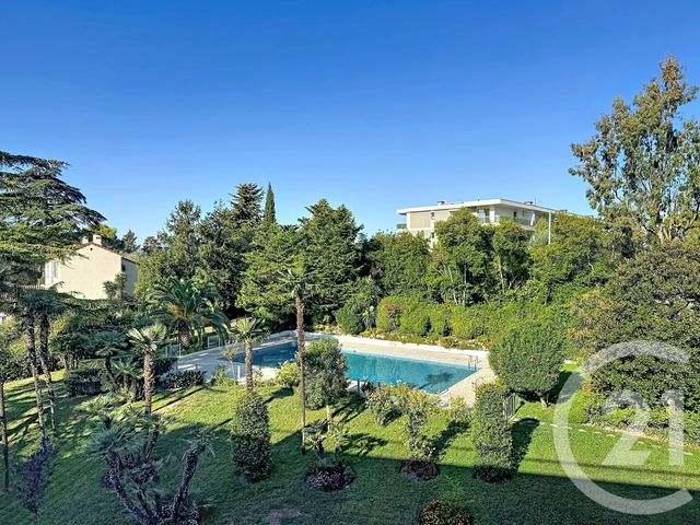 Appartement F2 &agrave; vendre - 2 pi&egrave;ces - 56 m2 - Cannes - 06 - PROVENCE-ALPES-COTE-D-AZUR