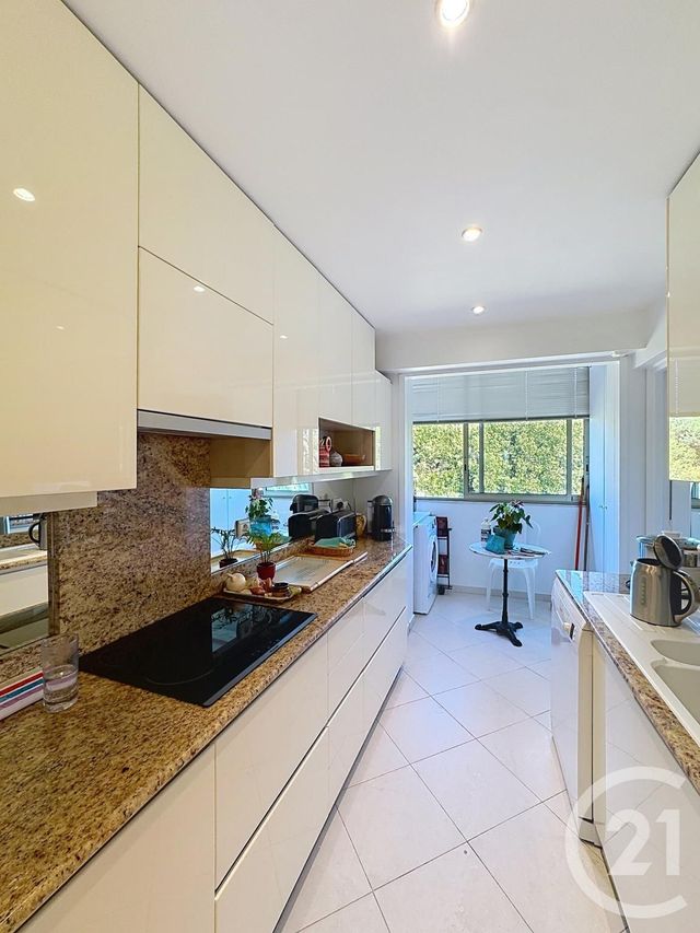 Appartement F4 &agrave; vendre - 4 pi&egrave;ces - 111,46 m2 - Cannes - 06 - PROVENCE-ALPES-COTE-D-AZUR