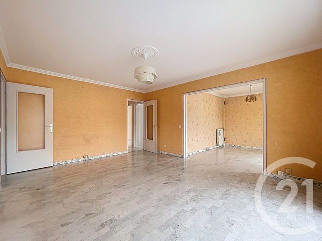 Appartement F4 &agrave; louer - 4 pi&egrave;ces - 77,44 m2 - Grasse - 06 - PROVENCE-ALPES-COTE-D-AZUR