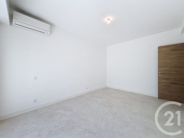 Appartement F3 &agrave; louer - 3 pi&egrave;ces - 54,01 m2 - Le Cannet - 06 - PROVENCE-ALPES-COTE-D-AZUR