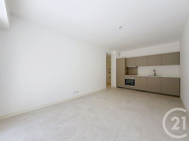 Appartement F3 &agrave; louer - 3 pi&egrave;ces - 54,01 m2 - Le Cannet - 06 - PROVENCE-ALPES-COTE-D-AZUR