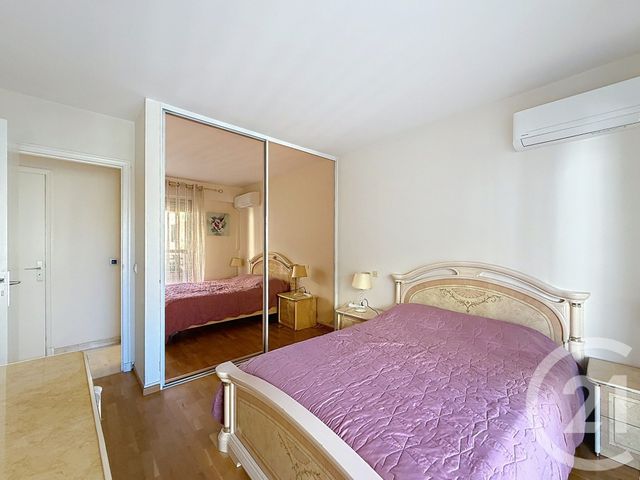 Appartement F2 &agrave; louer - 2 pi&egrave;ces - 55 m2 - Cannes - 06 - PROVENCE-ALPES-COTE-D-AZUR