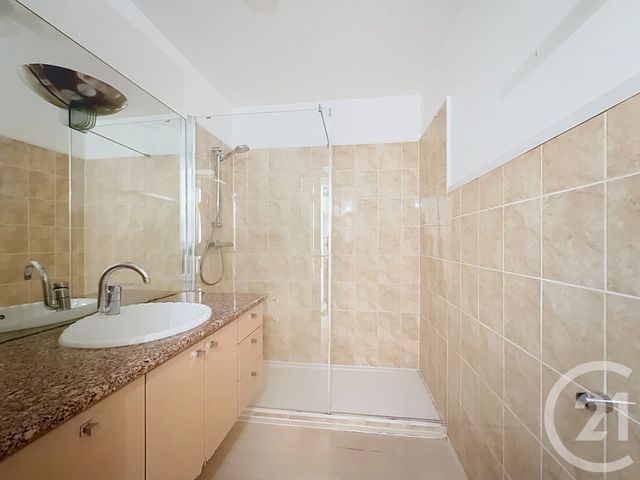 Appartement F2 &agrave; louer - 2 pi&egrave;ces - 33,72 m2 - Le Cannet - 06 - PROVENCE-ALPES-COTE-D-AZUR