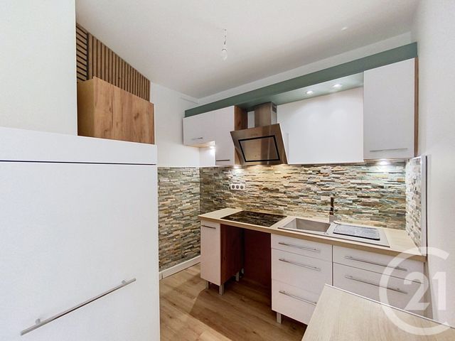 Appartement F2 &agrave; louer - 2 pi&egrave;ces - 50,01 m2 - Cannes - 06 - PROVENCE-ALPES-COTE-D-AZUR