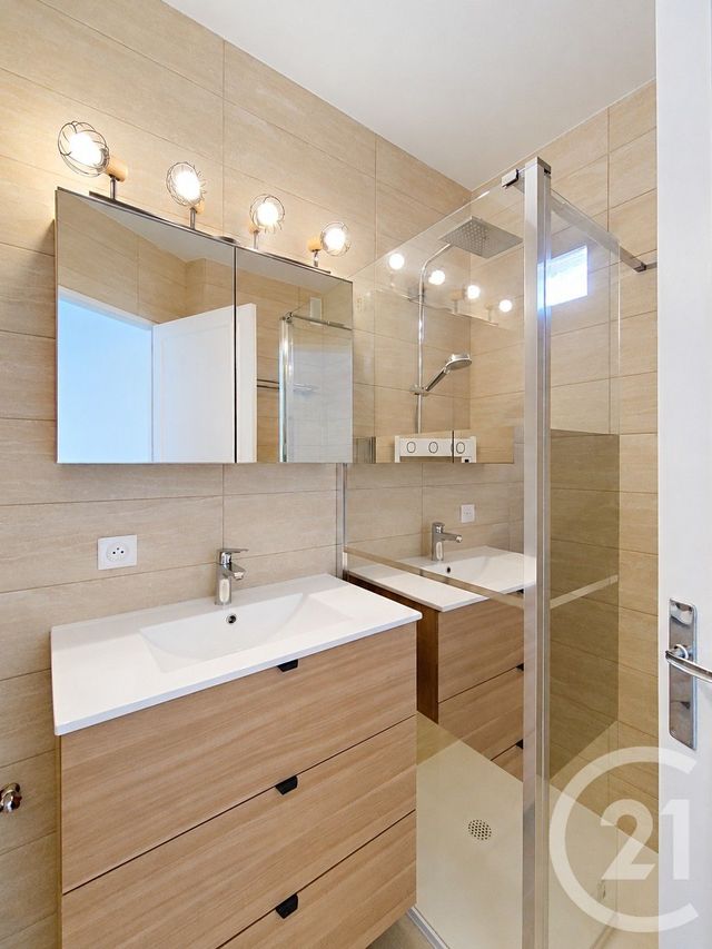 Appartement F2 &agrave; louer - 2 pi&egrave;ces - 50,01 m2 - Cannes - 06 - PROVENCE-ALPES-COTE-D-AZUR