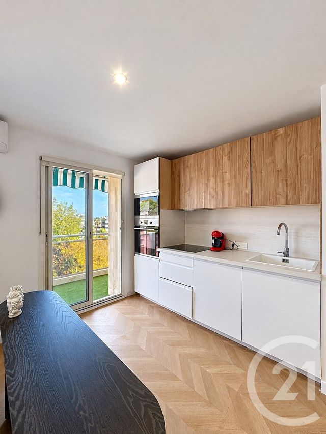 Appartement F2 &agrave; vendre - 2 pi&egrave;ces - 45,25 m2 - Cannes - 06 - PROVENCE-ALPES-COTE-D-AZUR