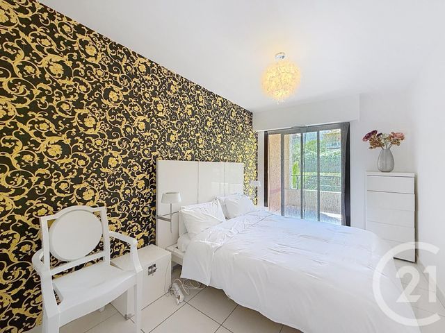 Appartement F2 &agrave; louer - 2 pi&egrave;ces - 43,79 m2 - Cannes - 06 - PROVENCE-ALPES-COTE-D-AZUR
