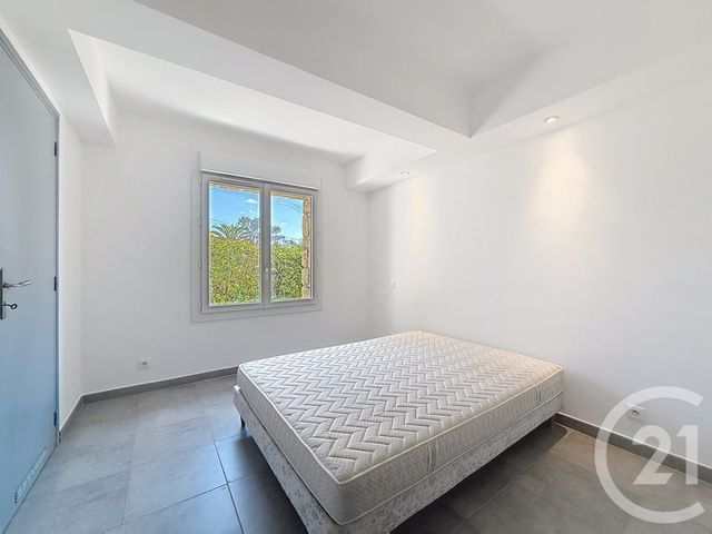 Appartement F3 &agrave; louer - 3 pi&egrave;ces - 54,73 m2 - Valbonne - 06 - PROVENCE-ALPES-COTE-D-AZUR