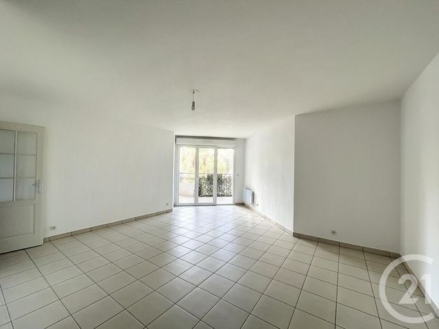 Appartement F2 &agrave; louer - 2 pi&egrave;ces - 54,93 m2 - Le Rouret - 06 - PROVENCE-ALPES-COTE-D-AZUR