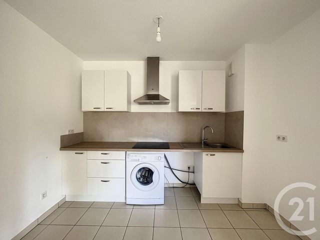 Appartement F2 &agrave; louer - 2 pi&egrave;ces - 54,93 m2 - Le Rouret - 06 - PROVENCE-ALPES-COTE-D-AZUR