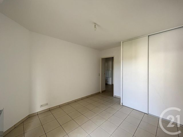 Appartement F2 &agrave; louer - 2 pi&egrave;ces - 54,93 m2 - Le Rouret - 06 - PROVENCE-ALPES-COTE-D-AZUR