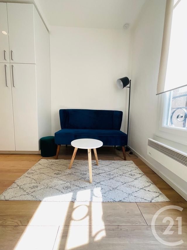 Appartement F1 &agrave; louer - 1 pi&egrave;ce - 17,19 m2 - Le Cannet - 06 - PROVENCE-ALPES-COTE-D-AZUR