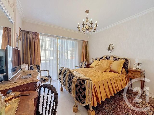 Appartement F4 &agrave; vendre - 4 pi&egrave;ces - 95,06 m2 - Cannes - 06 - PROVENCE-ALPES-COTE-D-AZUR