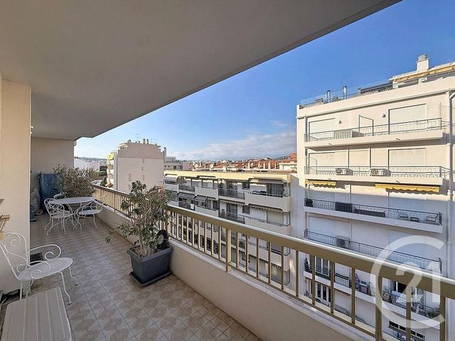 Appartement F4 &agrave; vendre - 4 pi&egrave;ces - 95,06 m2 - Cannes - 06 - PROVENCE-ALPES-COTE-D-AZUR