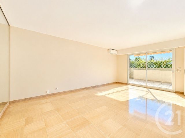 Appartement F3 &agrave; vendre - 3 pi&egrave;ces - 79,90 m2 - Cannes - 06 - PROVENCE-ALPES-COTE-D-AZUR