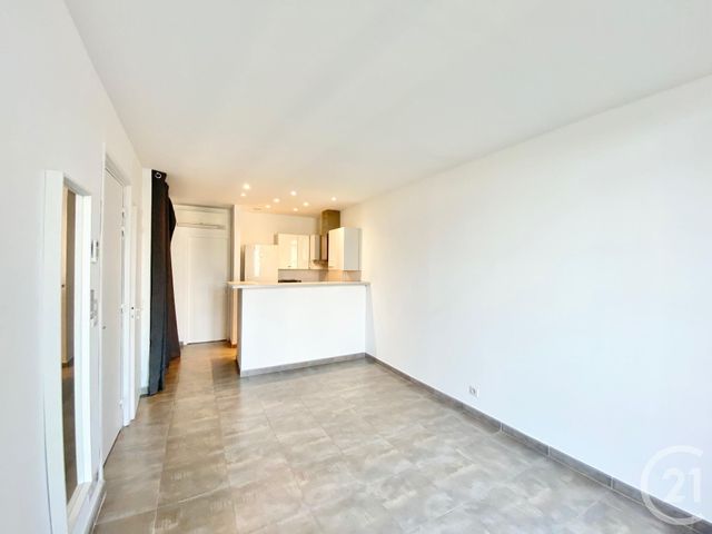 Appartement F2 &agrave; louer - 2 pi&egrave;ces - 35,18 m2 - Cannes - 06 - PROVENCE-ALPES-COTE-D-AZUR