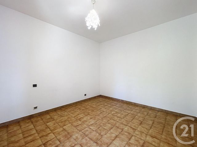 Maison &agrave; louer - 4 pi&egrave;ces - 95,03 m2 - La Roquette Sur Siagne - 06 - PROVENCE-ALPES-COTE-D-AZUR