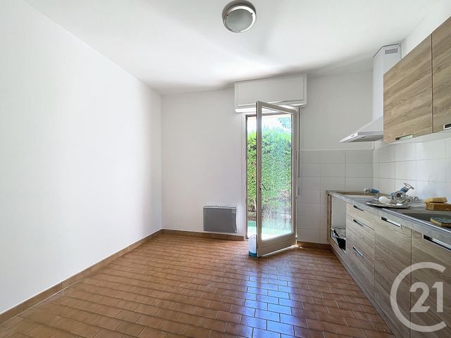 Maison &agrave; louer - 4 pi&egrave;ces - 95,03 m2 - La Roquette Sur Siagne - 06 - PROVENCE-ALPES-COTE-D-AZUR