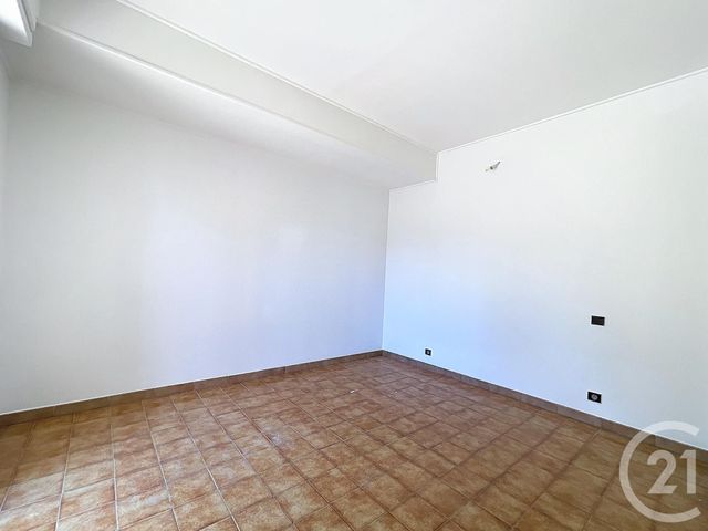 Maison &agrave; louer - 4 pi&egrave;ces - 95,03 m2 - La Roquette Sur Siagne - 06 - PROVENCE-ALPES-COTE-D-AZUR