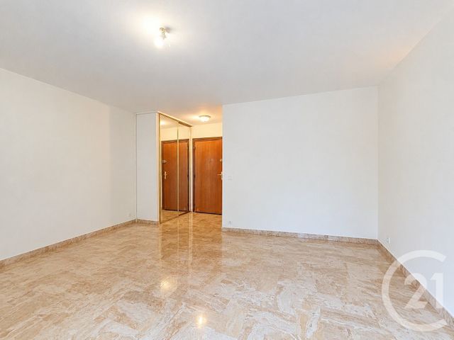 Appartement 1 pièce 25 m² · à Mandelieu-la-Napoule · 25 m² · 620 €/mois